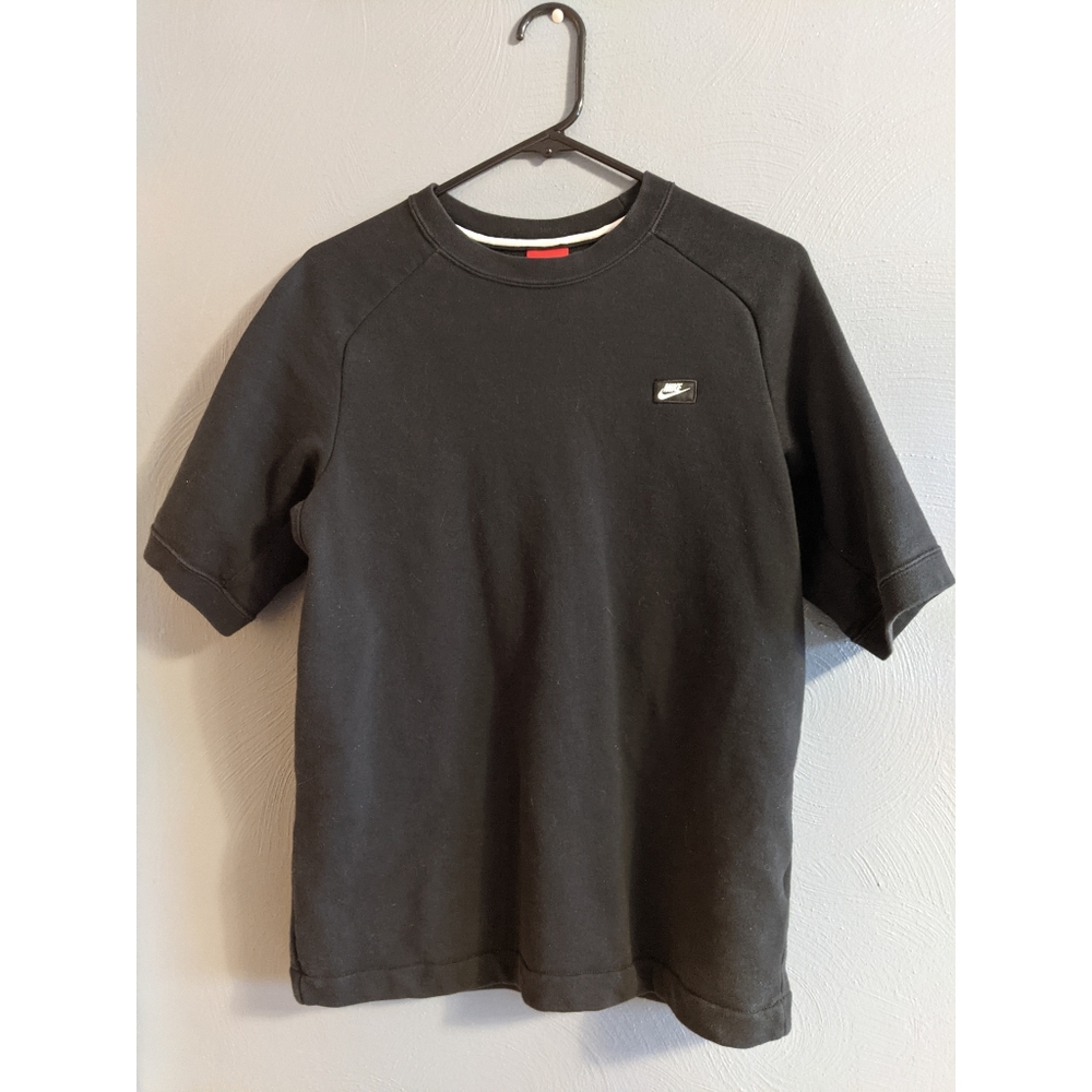 Nike Quarter Length Sleeve Crew Neck Sweatshirt
